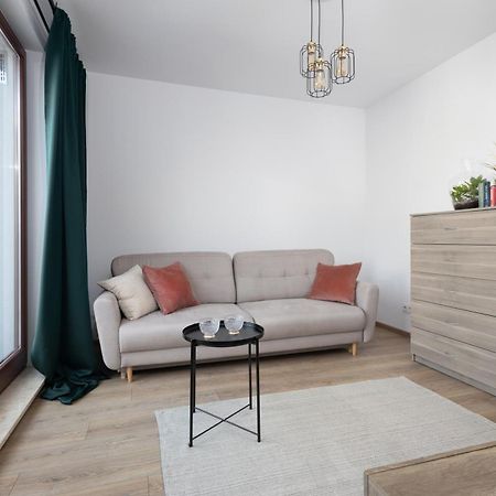 Apartament Goclawska Swps Pge Narodowy Dworzec Wschodni Soho Factory Varsó Kültér fotó